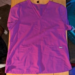 Figs 3 Pocket Casma Scrub Top